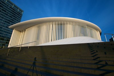 Tripod's shadow_4890331496_l.jpg